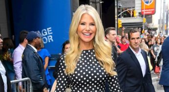 The DWTS video shows how Christie Brinkley breaks her arm before the daughter delights as a dancer